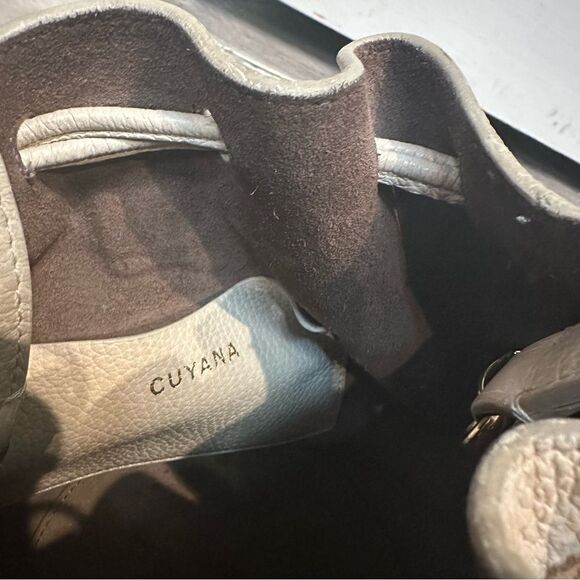 CUYANA Mini Drawstring Buckle Bucket Bag Leather Crossbody Cream Neutral - Picture 2 of 12